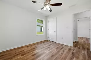 135 Loftin St, Defuniak Springs, FL 32435 - Photo 23
