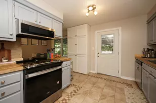 309 Ashley Dr, Crestview, FL 32536 - Photo 11