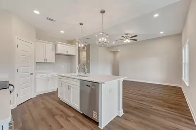 2824 Blackbird Court, Crestview, FL 32539 - Photo 9
