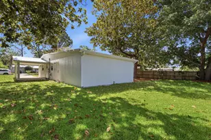 271 Gregory Dr, Mary Esther, FL 32569 - Photo 21