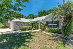 204 Villacrest Dr, Crestview, FL 32536 - Photo 3