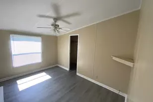 2221 Nina St, Navarre, FL 32566 - Photo 11