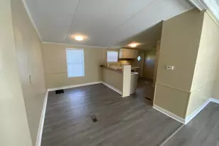 2221 Nina St, Navarre, FL 32566 - Photo 3