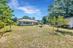 1232 Mapoles St, Crestview, FL 32536 - Photo 11