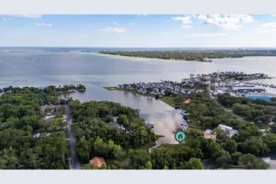 2 Petit Court, Shalimar, FL 32579 - Photo 5