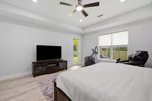 7703 Freesia Cir, Navarre, FL 32566 - Photo 17