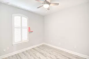 7703 Freesia Cir, Navarre, FL 32566 - Photo 29