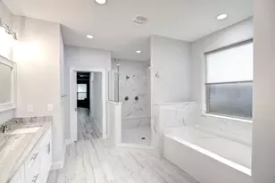 7703 Freesia Cir, Navarre, FL 32566 - Photo 23