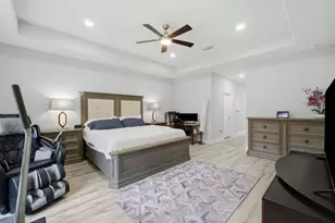 7703 Freesia Cir, Navarre, FL 32566 - Photo 15