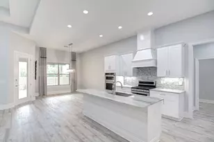 7703 Freesia Cir, Navarre, FL 32566 - Photo 5