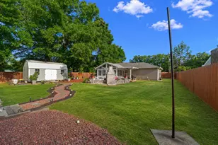662 E Robinson Ave, Crestview, FL 32539 - Photo 9