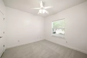 2168 Hadleigh Hills Ct, Navarre, FL 32566 - Photo 5