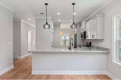 1404 Hickory Street, Niceville, FL 32578 - Photo 11