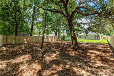 1404 Hickory Street, Niceville, FL 32578 - Photo 41