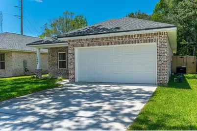 1404 Hickory Street, Niceville, FL 32578 - Photo 3