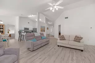 8120 Hartington Dr, Navarre, FL 32566 - Photo 5
