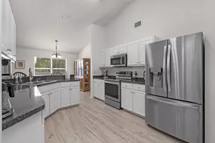 8120 Hartington Dr, Navarre, FL 32566 - Photo 17