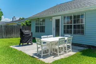400 Primrose Cir, Destin, FL 32541 - Photo 27