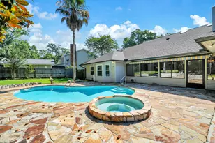 2319 Canal Dr, Niceville, FL 32578 - Photo 1