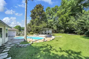 2319 Canal Dr, Niceville, FL 32578 - Photo 51