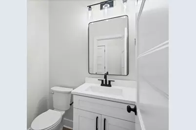 308 B Okaloosa Avenue, Valparaiso, FL 32580 - Photo 5