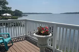 197 Bayshore Dr, Niceville, FL 32578 - Photo 11
