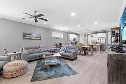 76 Oaktree Boulevard, Freeport, FL 32439 - Photo 5