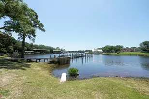 210 Pelham Rd, Fort Walton Beach, FL 32547 - Photo 3