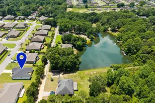 249 Paradise Palm Cir, Crestview, FL 32536 - Photo 11