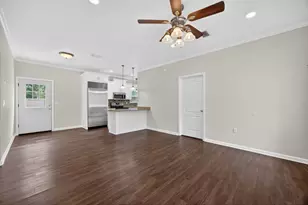 226 E Cypress Ave, Defuniak Springs, FL 32433 - Photo 5