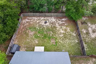226 E Cypress Ave, Defuniak Springs, FL 32433 - Photo 3