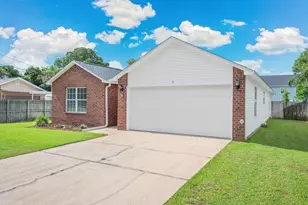 9 Newcastle Dr, Fort Walton Beach, FL 32547 - Photo 3