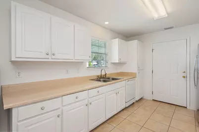 9 Newcastle Drive, Fort Walton Beach, FL 32547 - Photo 11