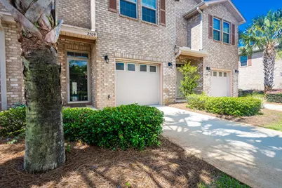 2109 Wilsons Plover Circle, Navarre, FL 32566 - Photo 3