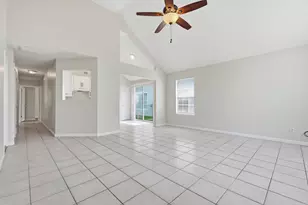 3011 Yorktown Cir, Fort Walton Beach, FL 32547 - Photo 3