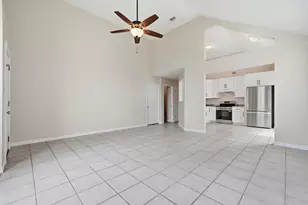 3011 Yorktown Cir, Fort Walton Beach, FL 32547 - Photo 5