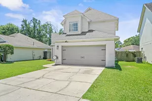 1860 Whispering Oaks Ln, Fort Walton Beach, FL 32547 - Photo 9