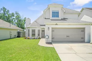 1860 Whispering Oaks Ln, Fort Walton Beach, FL 32547 - Photo 3