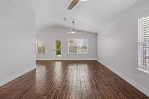 415 Pristine Water Ln, Mary Esther, FL 32569 - Photo 5