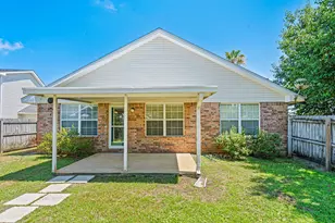 415 Pristine Water Ln, Mary Esther, FL 32569 - Photo 17