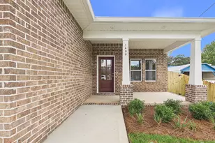 1496 Pine St, Niceville, FL 32578 - Photo 5