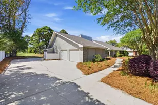 47 E Country Club Dr, Destin, FL 32541 - Photo 3