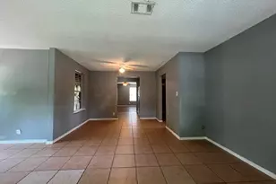 3315 W Lloyd St, Pensacola, FL 32505 - Photo 5