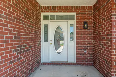 9750 Parker Lake Circle, Navarre, FL 32566 - Photo 5
