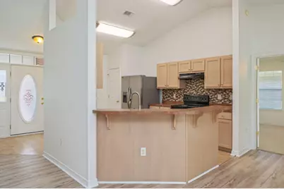 9750 Parker Lake Circle, Navarre, FL 32566 - Photo 11