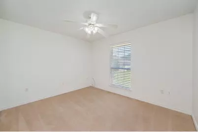 9750 Parker Lake Circle, Navarre, FL 32566 - Photo 23