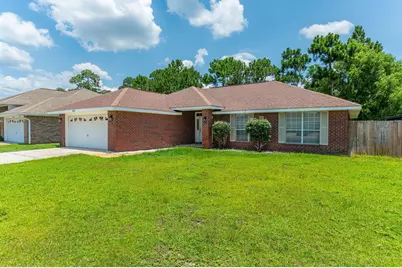 9750 Parker Lake Circle, Navarre, FL 32566 - Photo 3