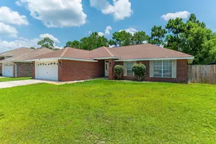 9750 Parker Lake Cir, Navarre, FL 32566 - Photo 3