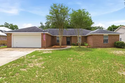 8131 Country Bay Boulevard, Navarre, FL 32566 - Photo 3