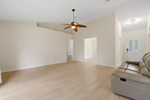 8131 Country Bay Blvd, Navarre, FL 32566 - Photo 19